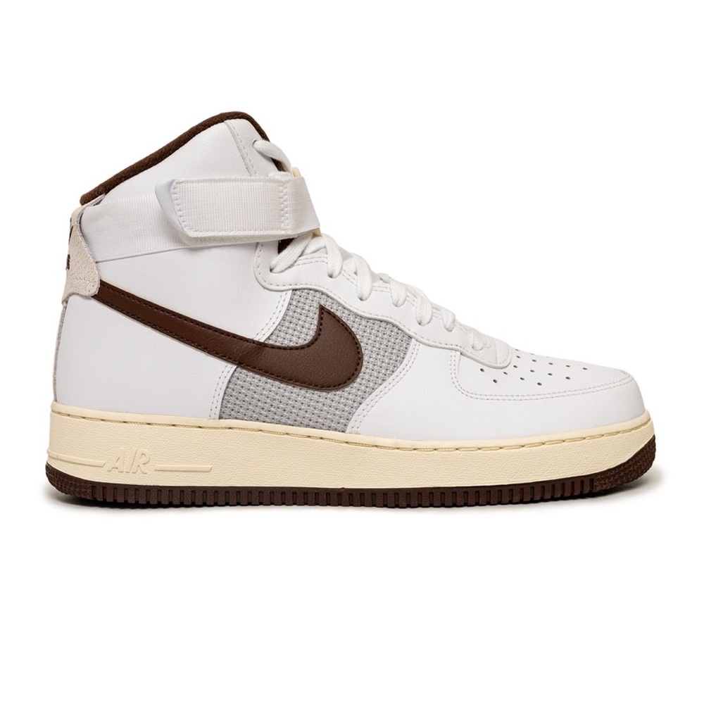 Size 11.5 Nike Air Force 1 High '07 LV8 Vintage